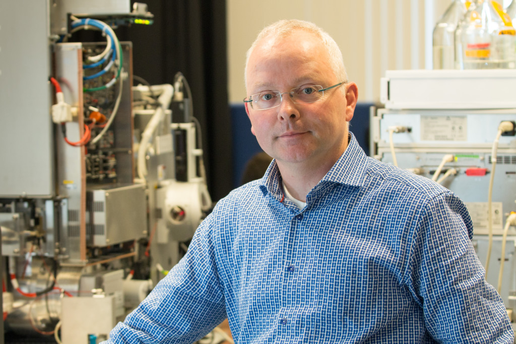 Biomolecular Mass Spectrometry and Proteomics